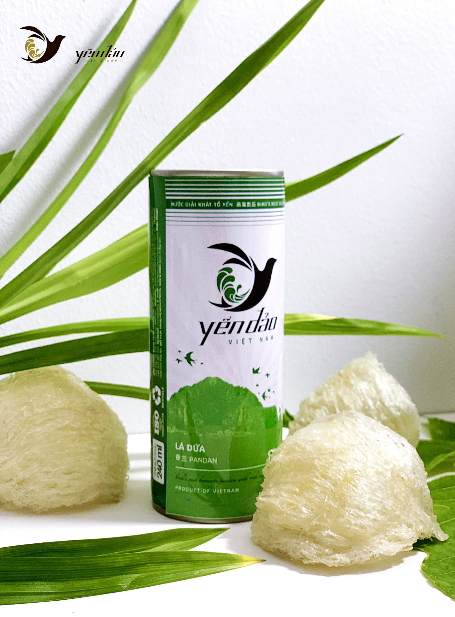 Nước giải khát Tổ Yến Lá Dứa 240ml 